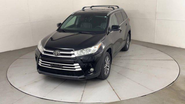 used 2019 Toyota Highlander car, priced at $26,999