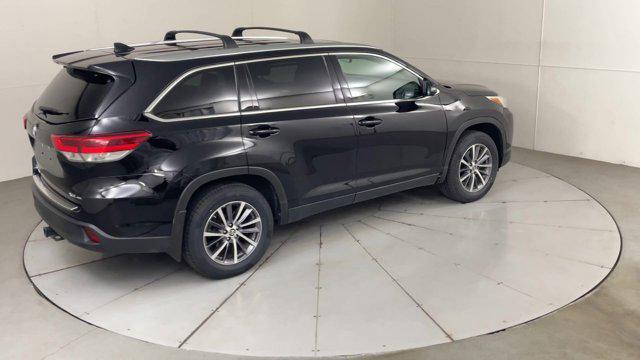 used 2019 Toyota Highlander car, priced at $26,999