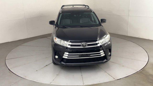 used 2019 Toyota Highlander car, priced at $26,999