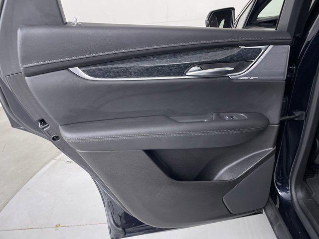 used 2021 Cadillac XT5 car, priced at $25,399