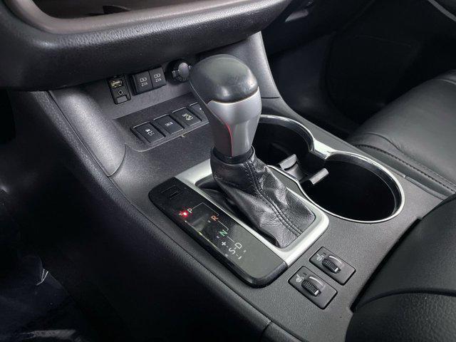 used 2018 Toyota Highlander car, priced at $21,499