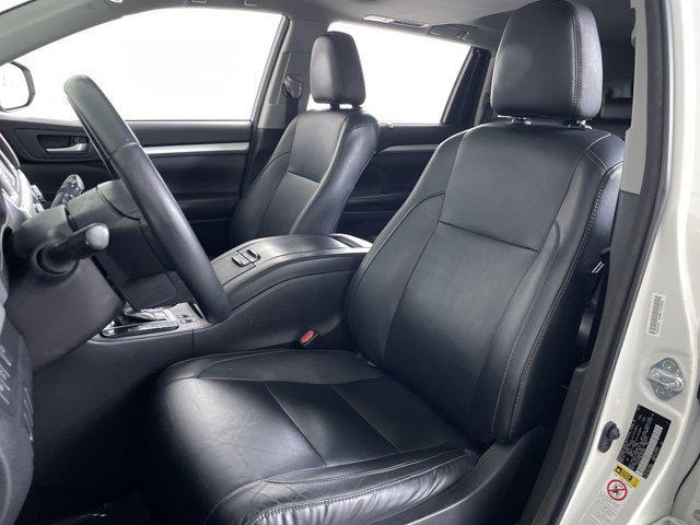 used 2018 Toyota Highlander car, priced at $21,499