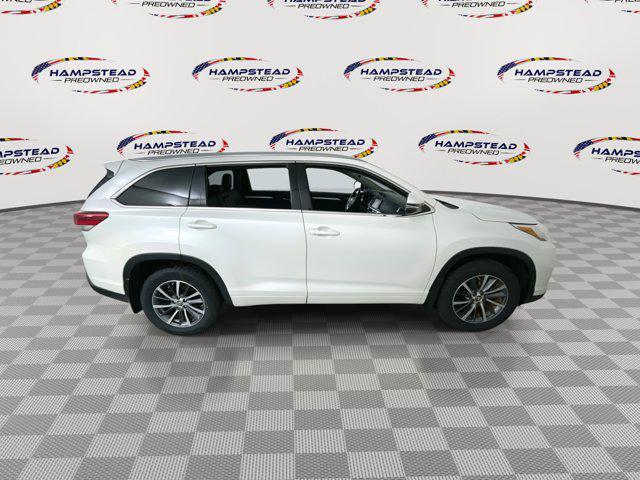 used 2018 Toyota Highlander car, priced at $21,499
