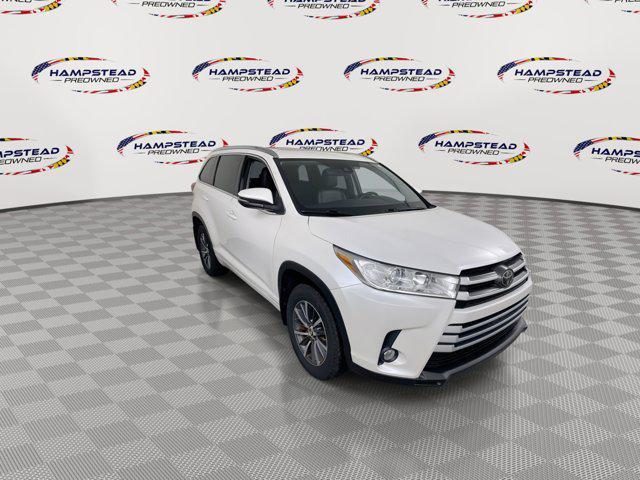used 2018 Toyota Highlander car, priced at $21,499