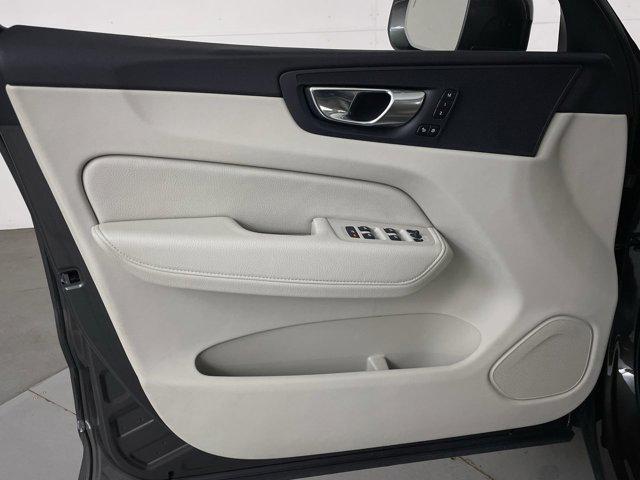 used 2022 Volvo XC60 car, priced at $26,799
