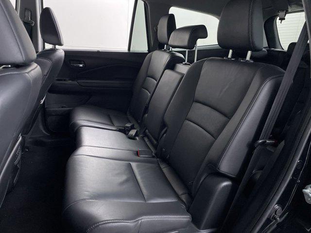 used 2022 Honda Pilot car, priced at $27,799