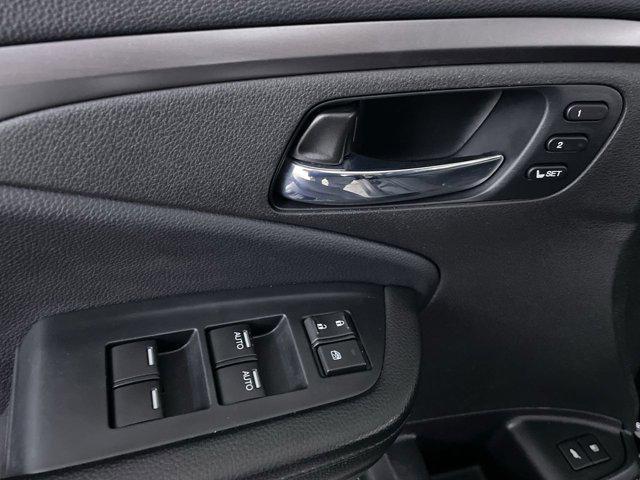 used 2022 Honda Pilot car, priced at $27,799