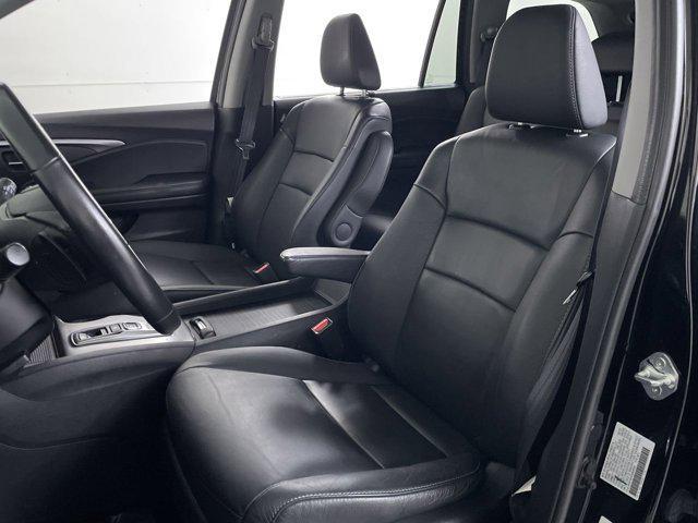 used 2022 Honda Pilot car, priced at $27,799