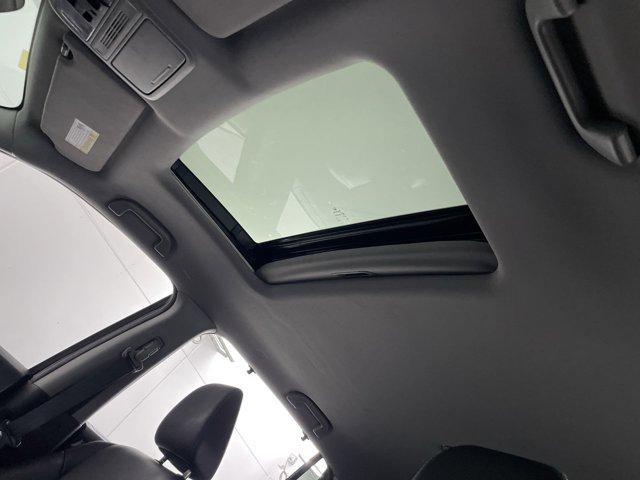 used 2022 Honda Pilot car, priced at $27,799