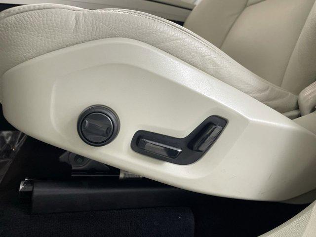 used 2022 Volvo XC60 car, priced at $23,985