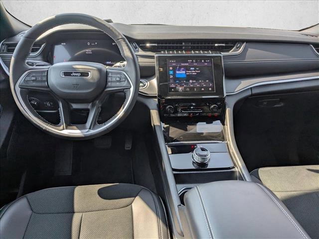 used 2025 Jeep Grand Cherokee car, priced at $39,871