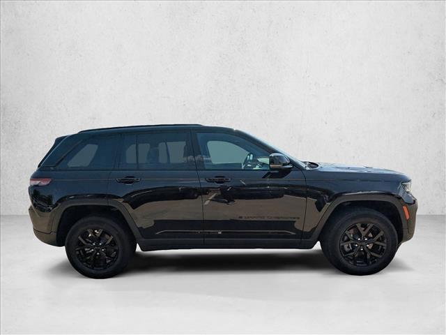 used 2025 Jeep Grand Cherokee car, priced at $39,871