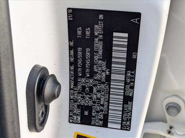 used 2016 Toyota Highlander car, priced at $21,398