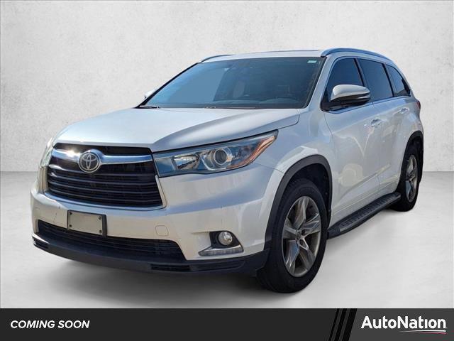 used 2016 Toyota Highlander car, priced at $21,398