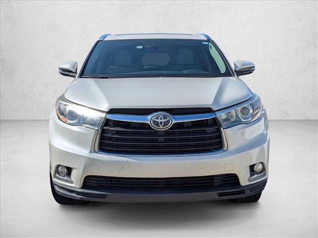 used 2016 Toyota Highlander car, priced at $21,398