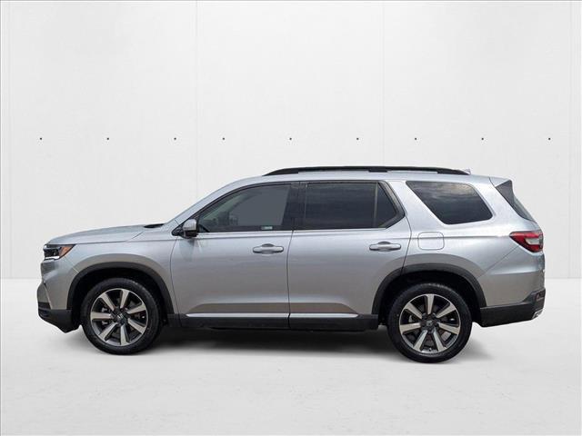 used 2023 Honda Pilot car, priced at $40,991