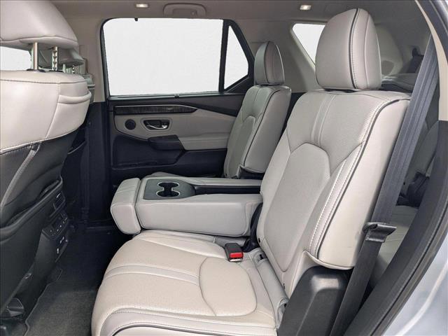 used 2023 Honda Pilot car, priced at $40,991