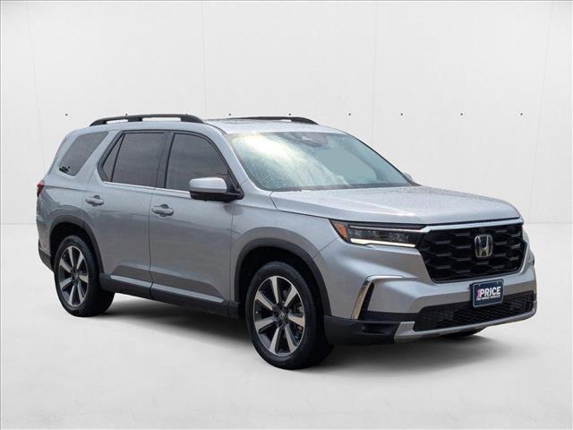 used 2023 Honda Pilot car, priced at $40,991