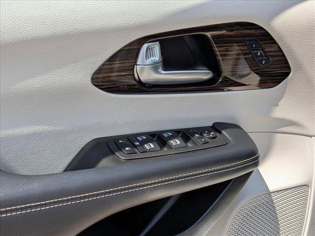 used 2023 Chrysler Pacifica car, priced at $33,981