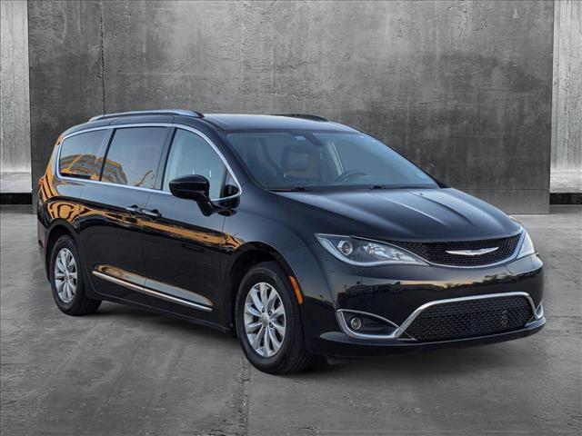 used 2018 Chrysler Pacifica car, priced at $15,491