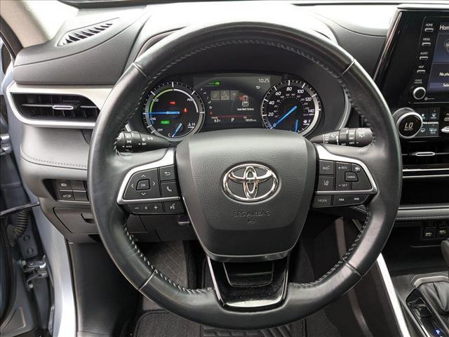 used 2021 Toyota Highlander Hybrid car, priced at $29,982