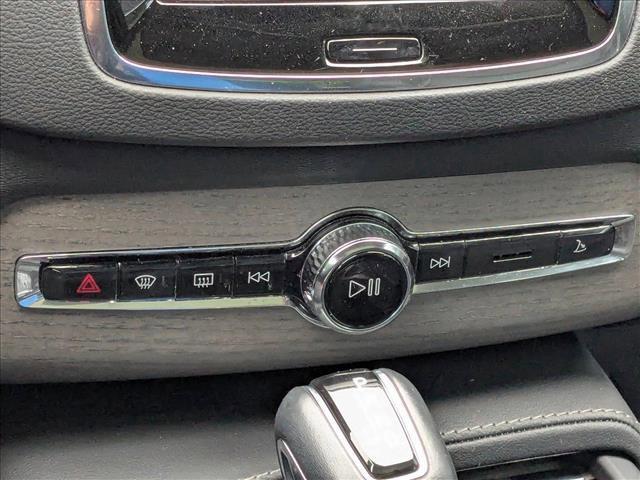 used 2022 Volvo XC90 car, priced at $46,995
