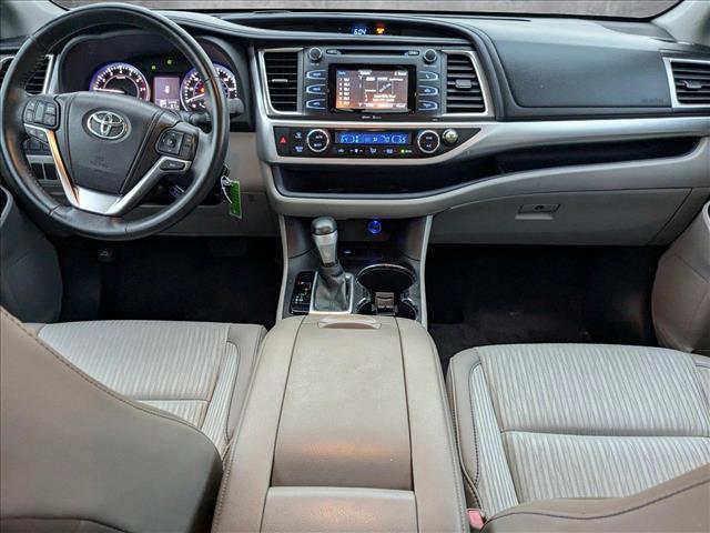 used 2015 Toyota Highlander car, priced at $17,993