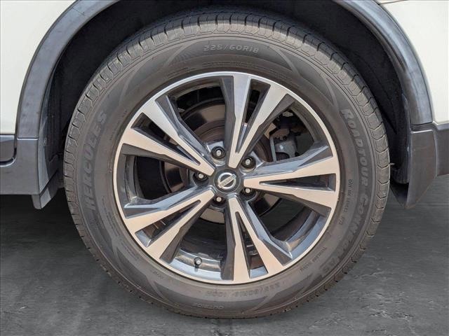 used 2017 Nissan Rogue car, priced at $15,818
