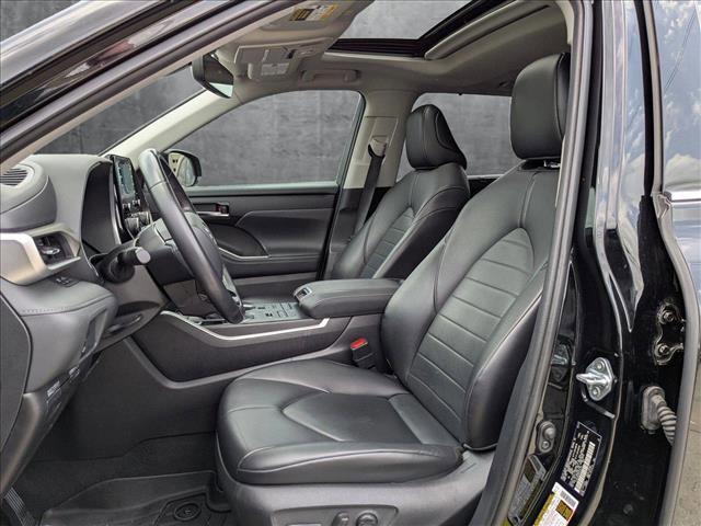 used 2021 Toyota Highlander car, priced at $27,991