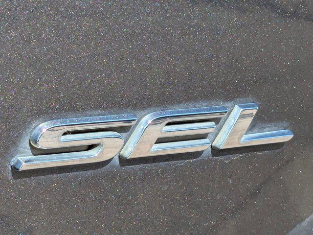 used 2015 Ford Edge car, priced at $13,991