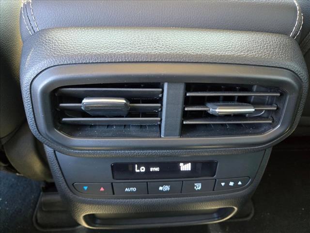 used 2025 Honda Pilot car, priced at $39,981