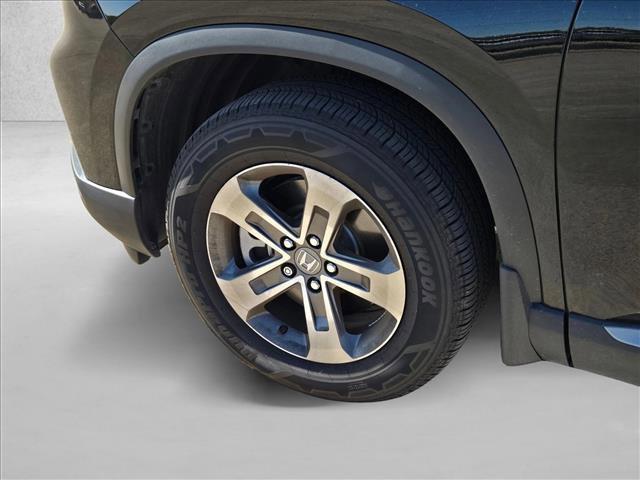 used 2025 Honda Pilot car, priced at $39,981