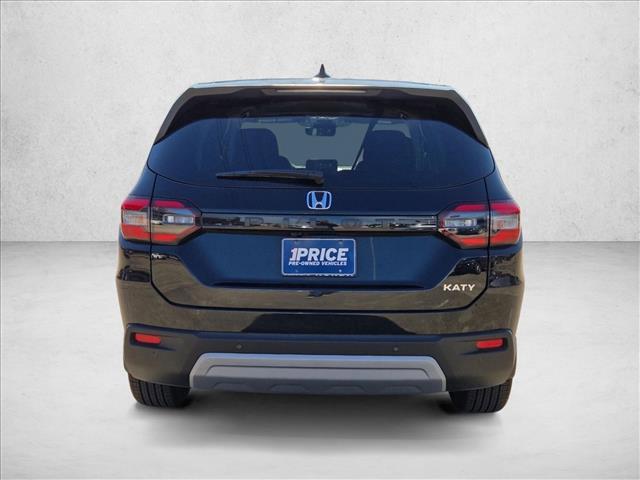 used 2025 Honda Pilot car, priced at $39,981