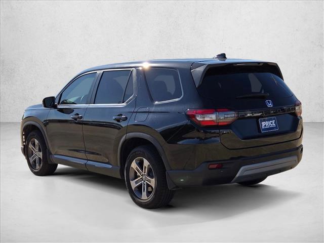 used 2025 Honda Pilot car, priced at $39,981