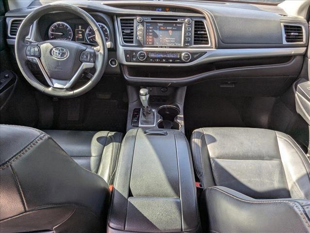 used 2016 Toyota Highlander car, priced at $20,982