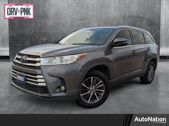 used 2019 Toyota Highlander car, priced at $18,492