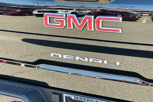 new 2025 GMC Sierra 1500 car, priced at $81,605