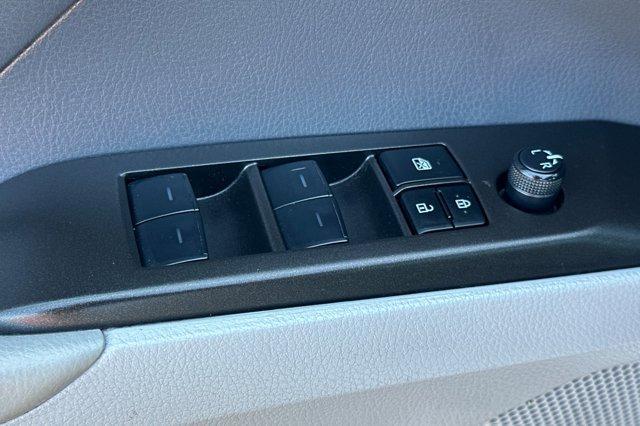 used 2023 Toyota Camry Hybrid car, priced at $29,300