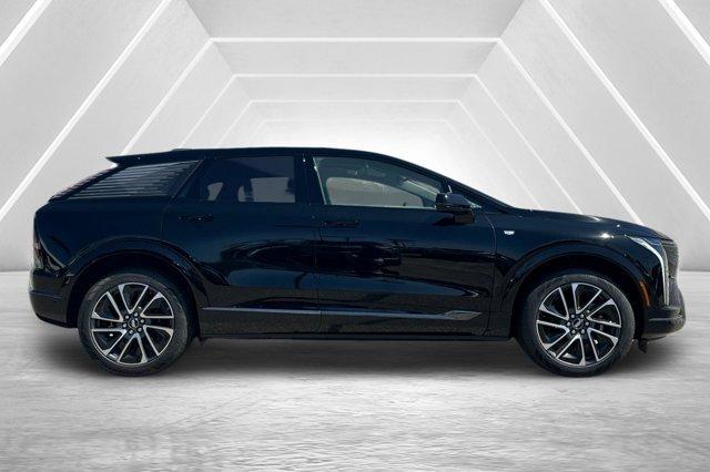 new 2025 Cadillac OPTIQ car, priced at $58,190