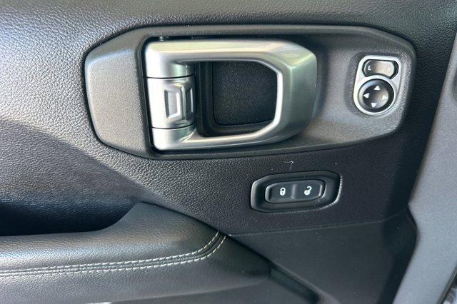 used 2019 Jeep Wrangler Unlimited car, priced at $28,900