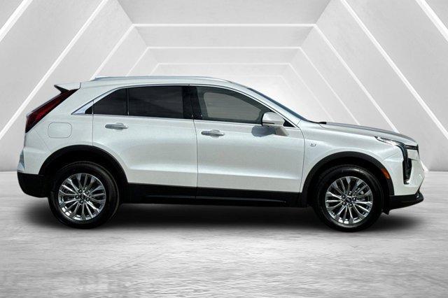 new 2025 Cadillac XT4 car, priced at $47,690