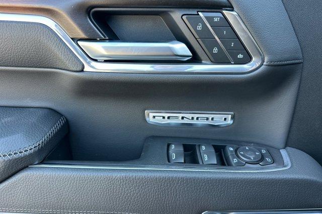 new 2025 GMC Sierra 1500 car, priced at $76,155