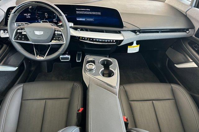 new 2025 Cadillac OPTIQ car, priced at $58,315