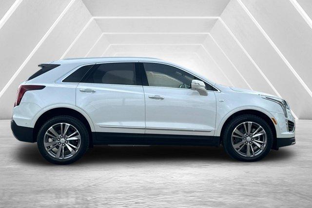 new 2025 Cadillac XT5 car, priced at $59,790