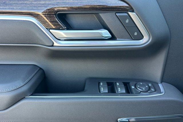 new 2025 GMC Sierra 1500 car, priced at $57,095