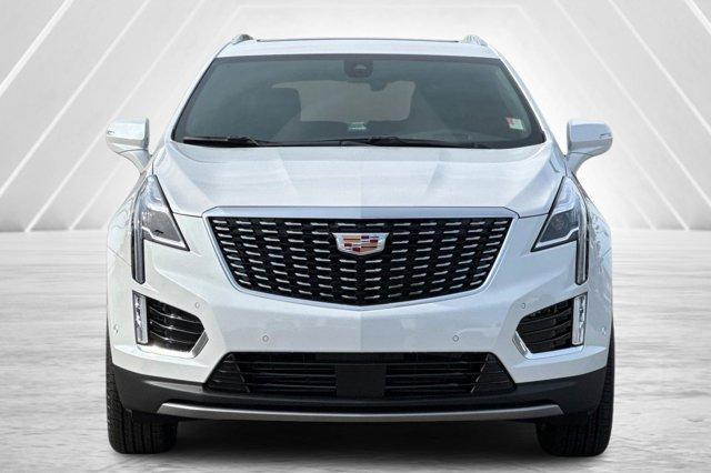 new 2025 Cadillac XT5 car, priced at $56,790