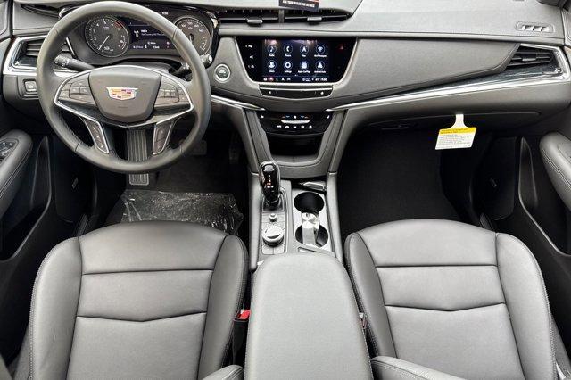 new 2025 Cadillac XT5 car, priced at $56,790