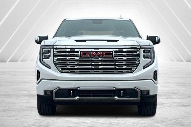 new 2025 GMC Sierra 1500 car, priced at $75,650