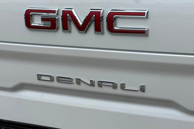 new 2025 GMC Sierra 1500 car, priced at $75,650