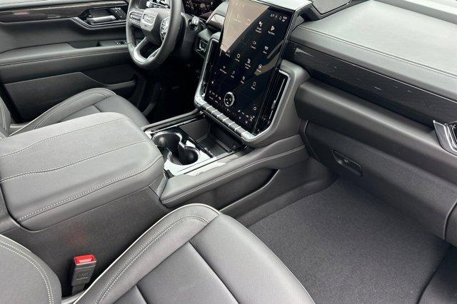 new 2025 GMC Yukon XL car, priced at $75,195